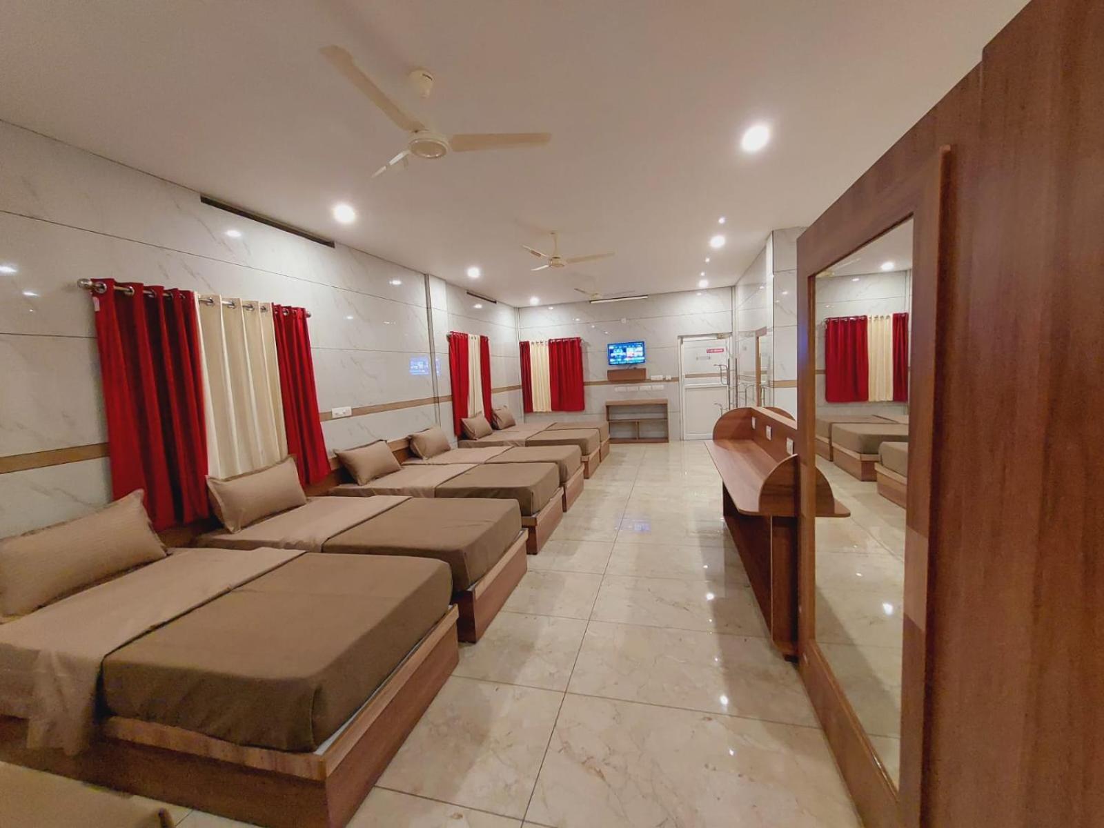 Ferienwohnung Mistica Munnar Anachal Exterior foto